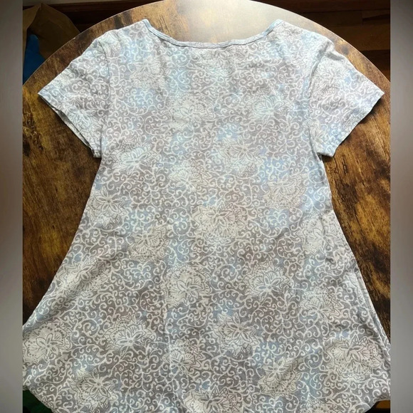 fresh produce | ladies tunic style top. Size: XS - Picture 9 of 9